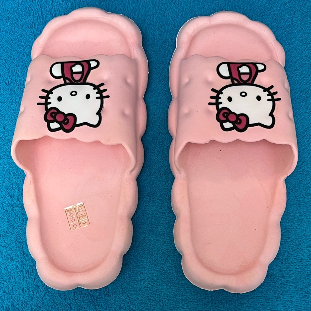 Hello Kitty Pink Slides Women’s Size 9/10 UK 40-41 NWT
